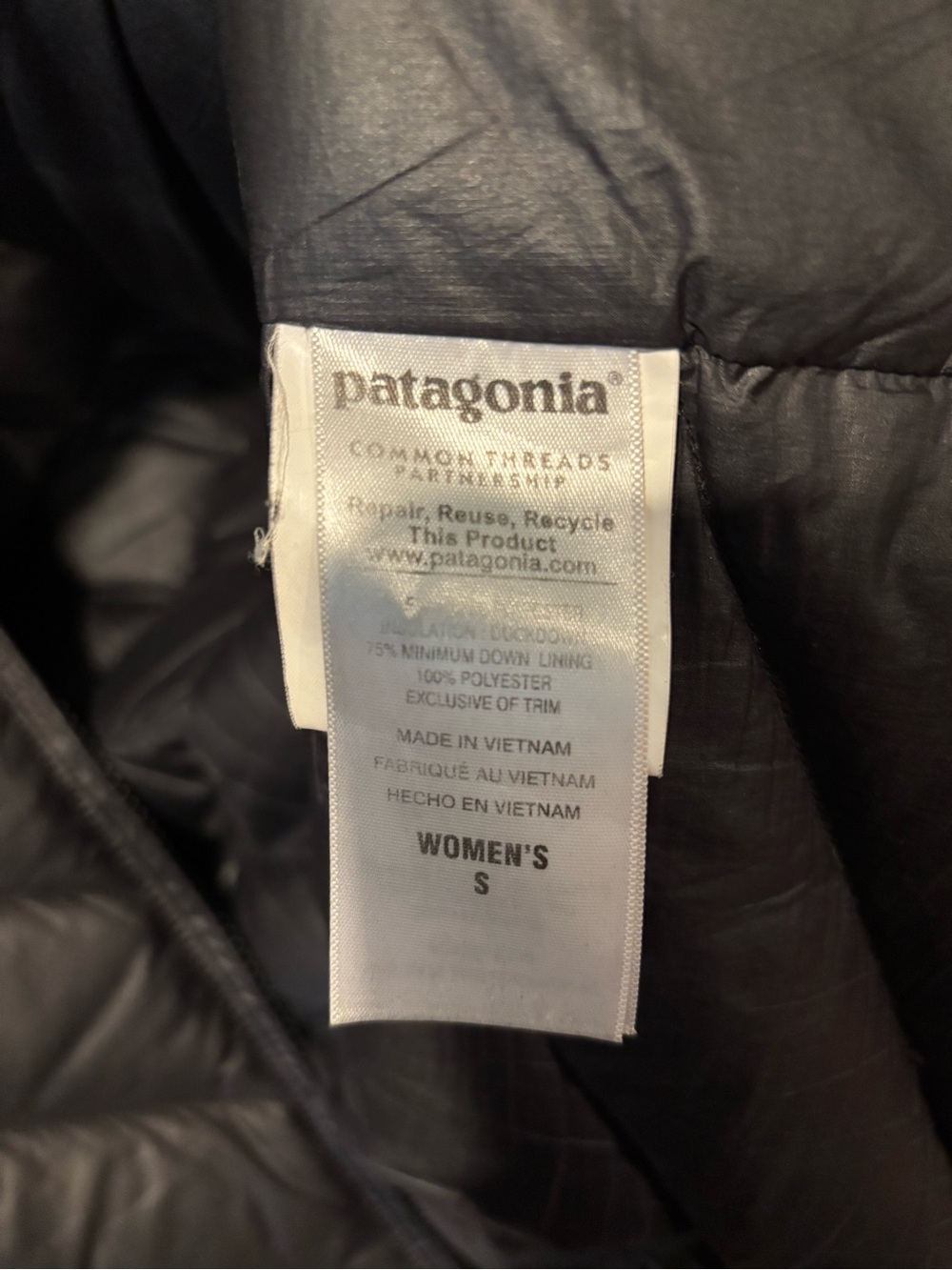 Patagonia Black Down Puffer Jacket - Picture 6 of 8